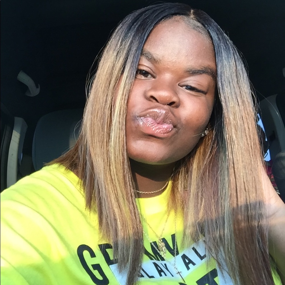 Meet your Posher, Nijah